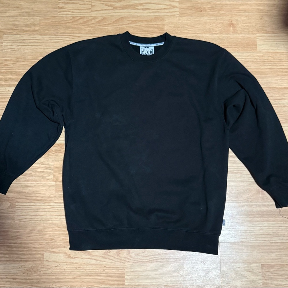 ProClub Black Crewneck.